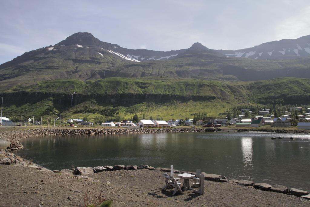 Lonsleira Apartments Seyðisfjörður Zimmer foto